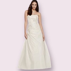 David’s Bridal Collection A-Line Wedding Dress with Ruching and Beading